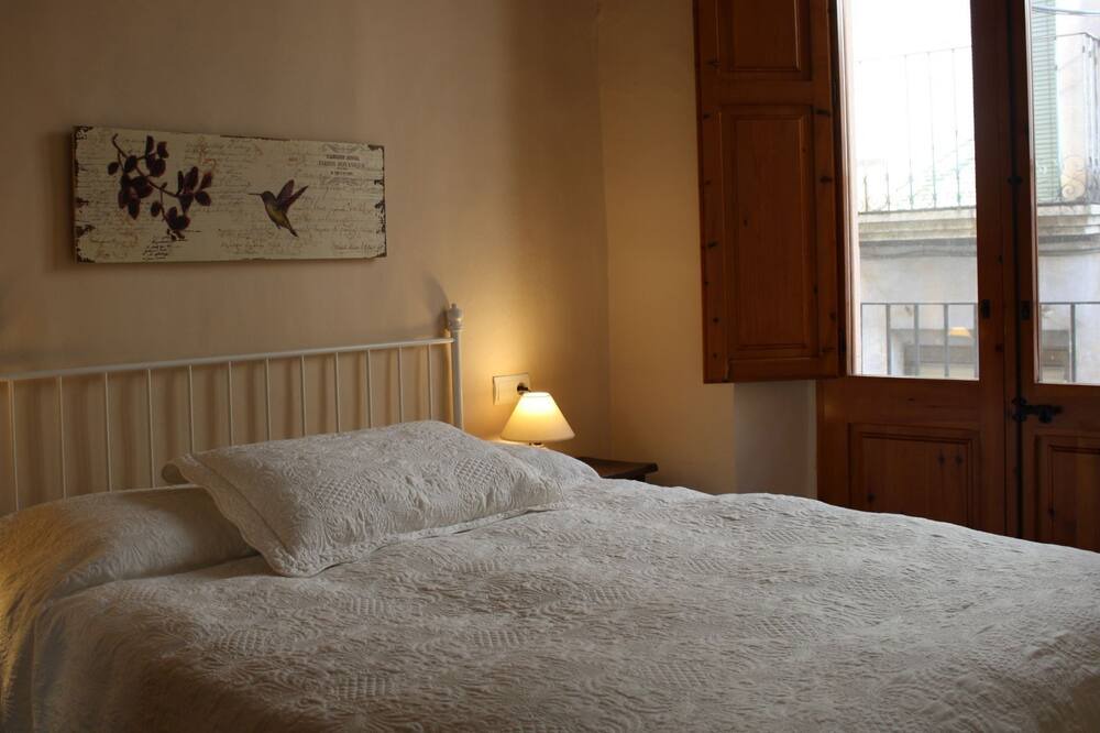 Photo of Bedroom in Riudecanyes
