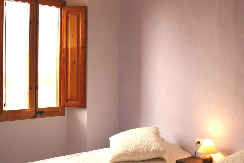 Photo of Bedroom in Riudecanyes