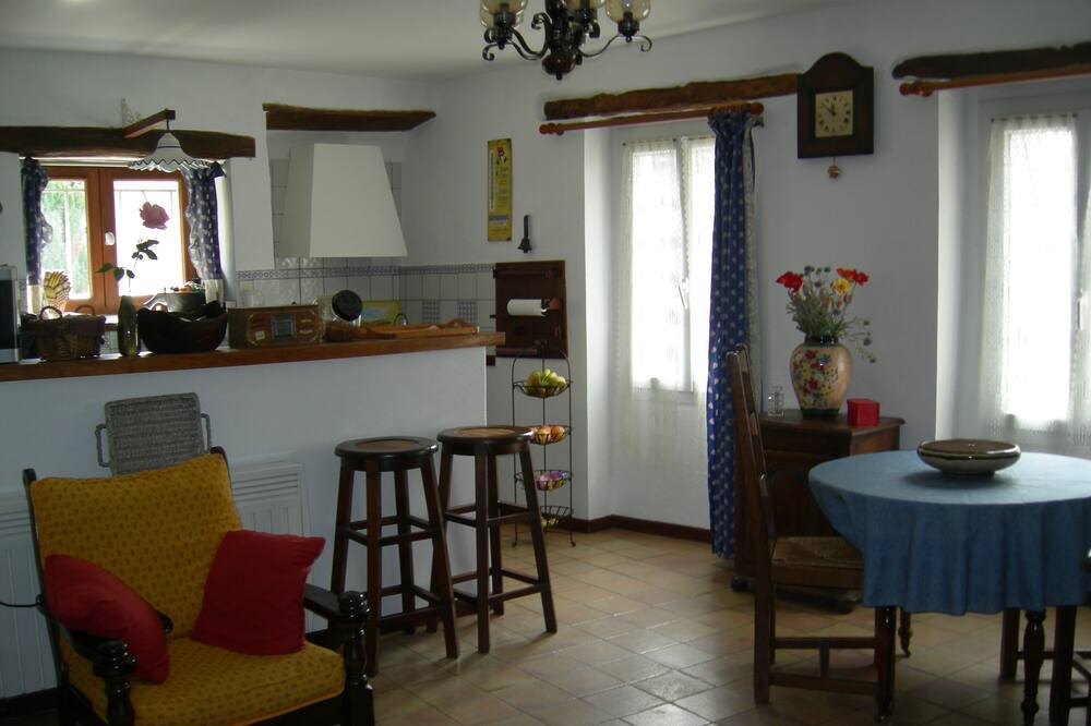 Photo of Livingroom in Mane