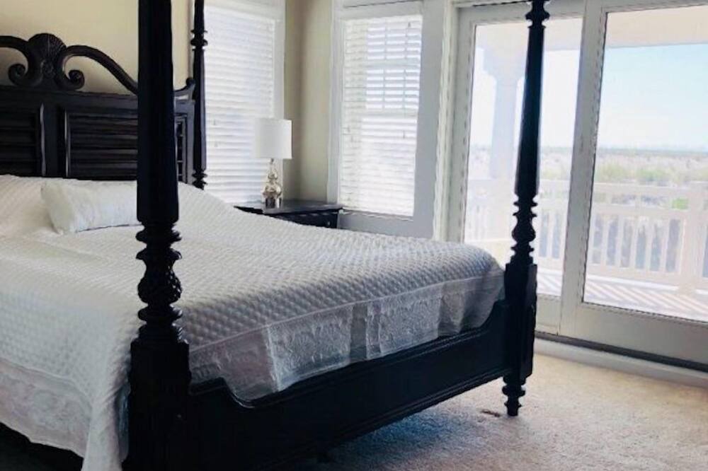 Photo of Bedroom in South Beach Haven