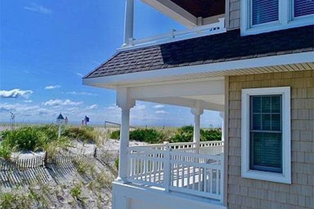 Photo of Others in South Beach Haven