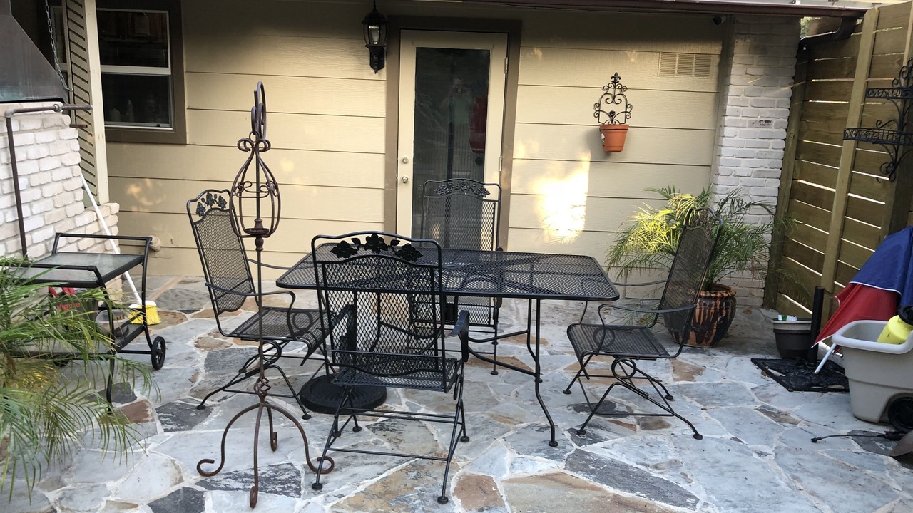 Photo of Outdoor in Vance Jackson
