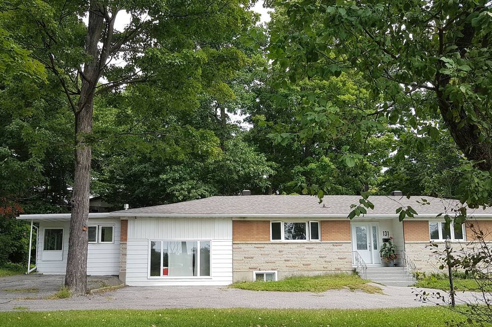 Photo of Outdoor in Aylmer