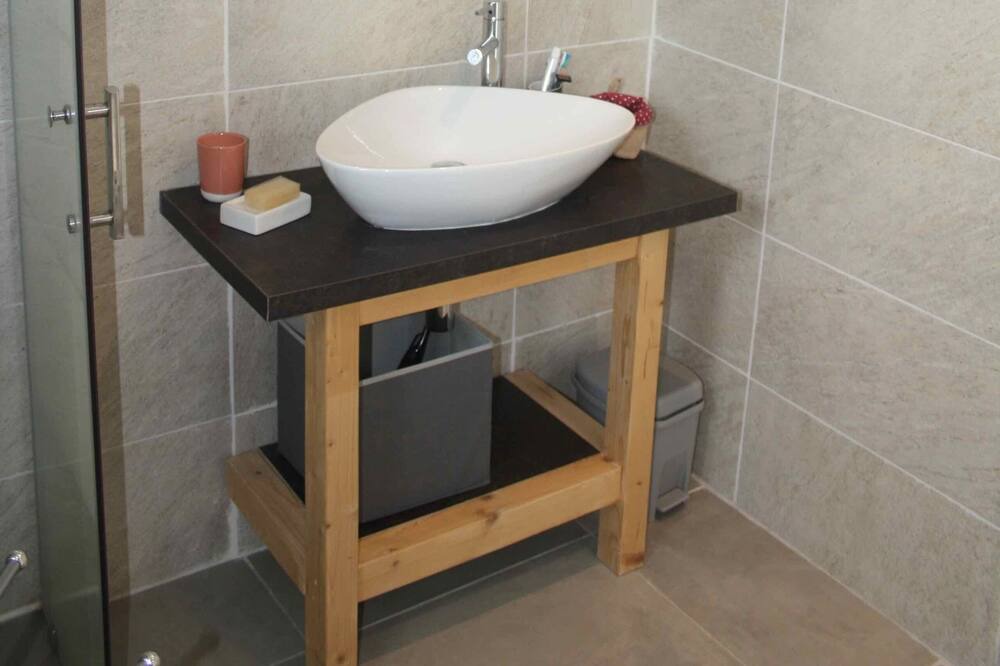 Photo of Bathroom in Molini