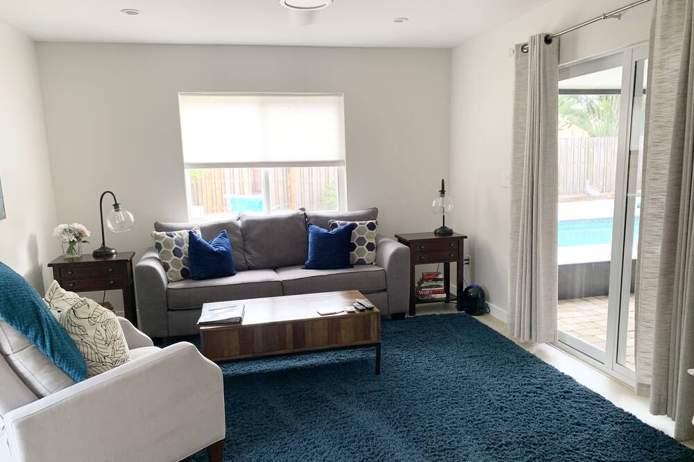 Photo of Livingroom in Hamptons at Boca Raton