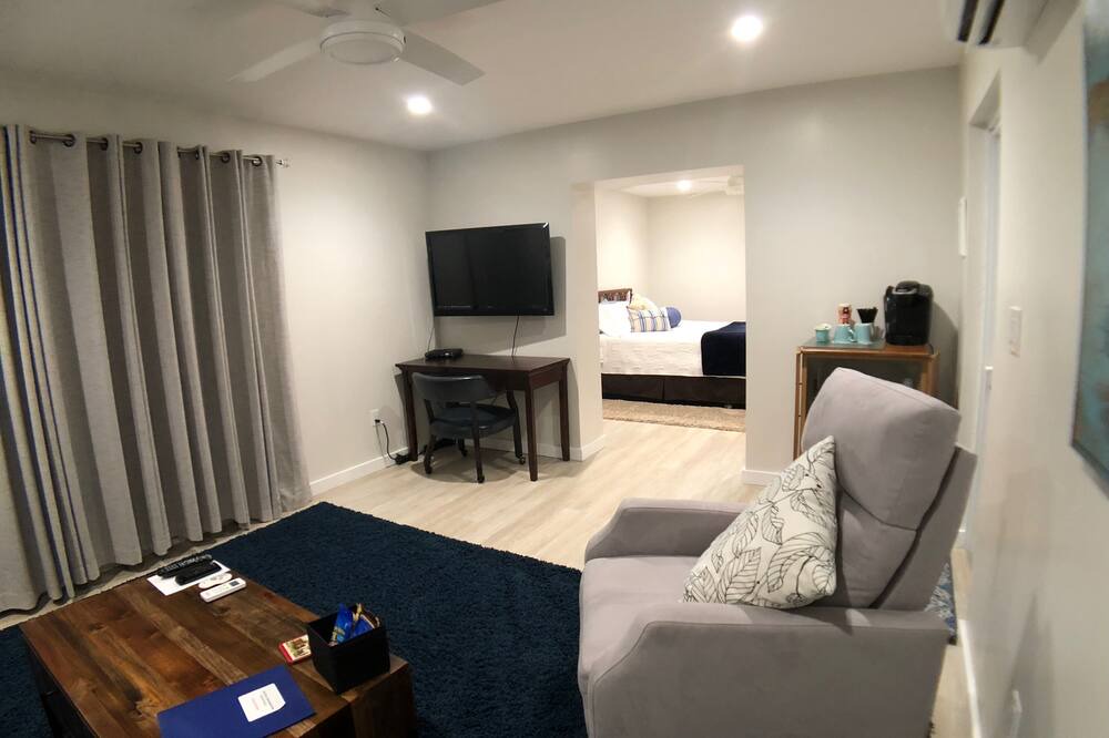 Photo of Others in Hamptons at Boca Raton