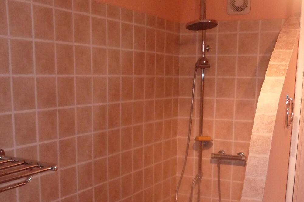 Photo of Bathroom in Barcelonnette