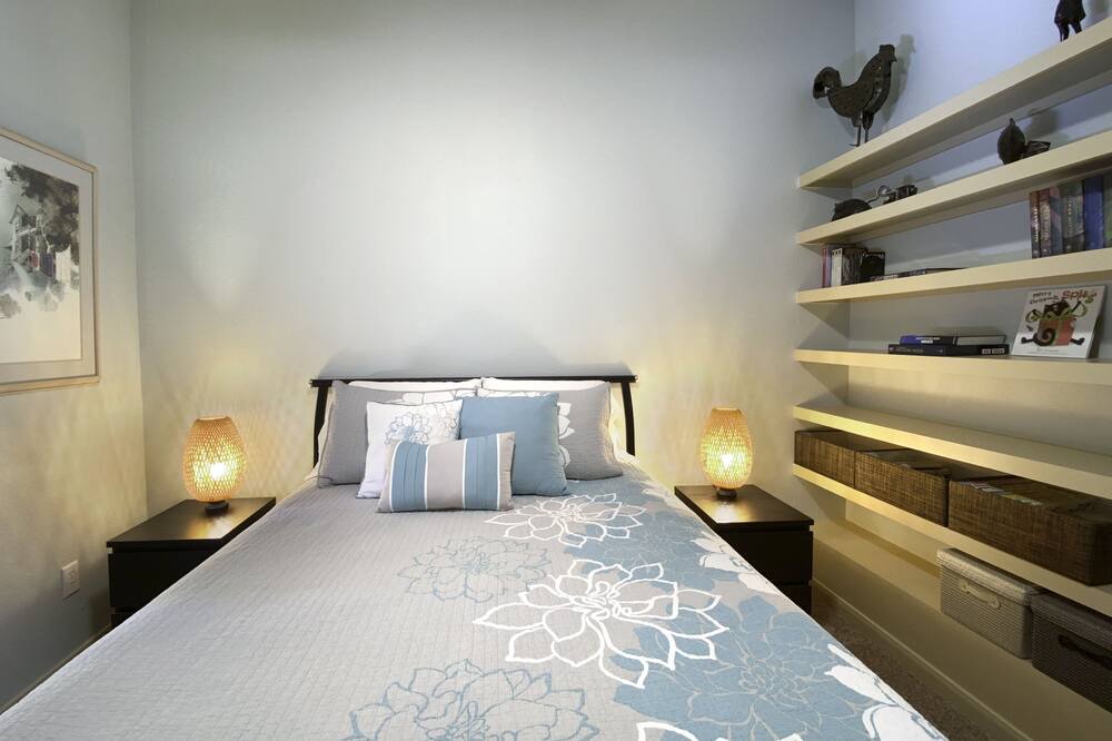 Photo of Bedroom in Flower Mound