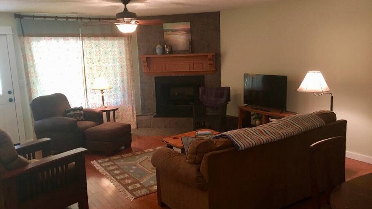 Photo of Livingroom in Chimney Rock