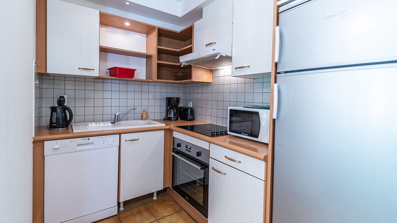 Photo of Kitchen in Saint-Rome-de-Dolan