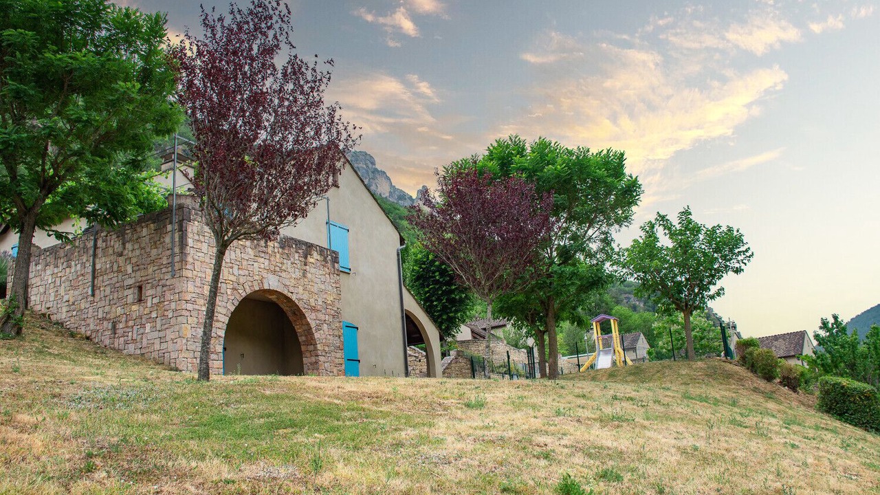 Photo of Outdoor in Saint-Rome-de-Dolan