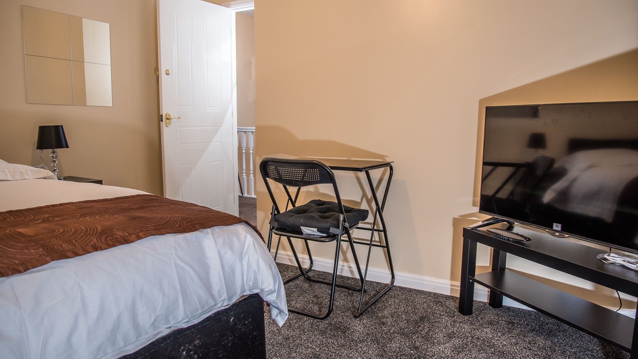 Photo of Bedroom in Barrow-on-Trent