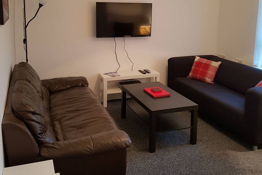 Photo of Others in Bathgate