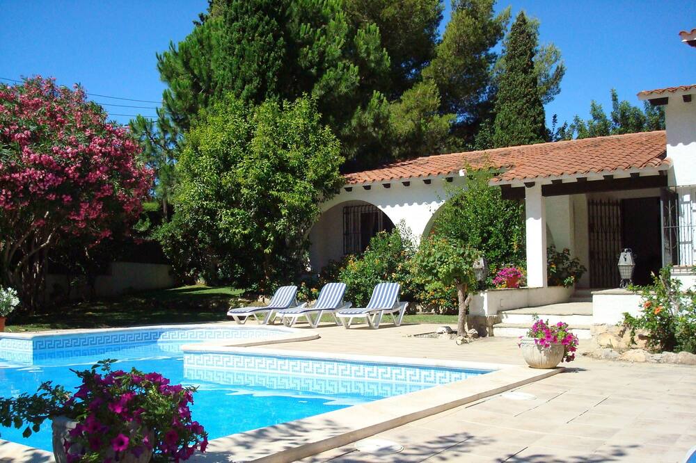 Photo of Outdoor in El Roc de Sant Gaieta
