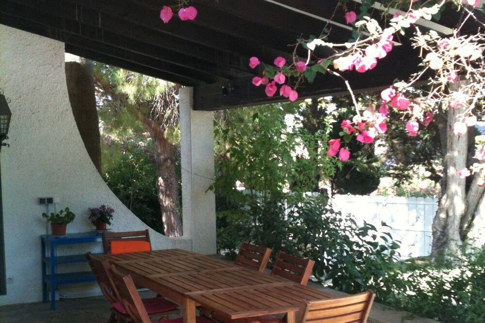 Photo of Patio Balcony in El Roc de Sant Gaieta