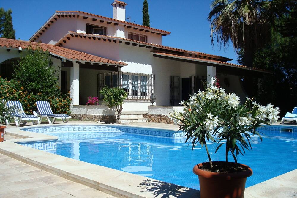 Photo of Outdoor in El Roc de Sant Gaieta