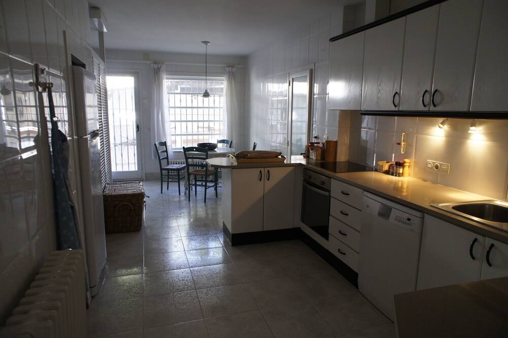 Photo of Kitchen in El Roc de Sant Gaieta