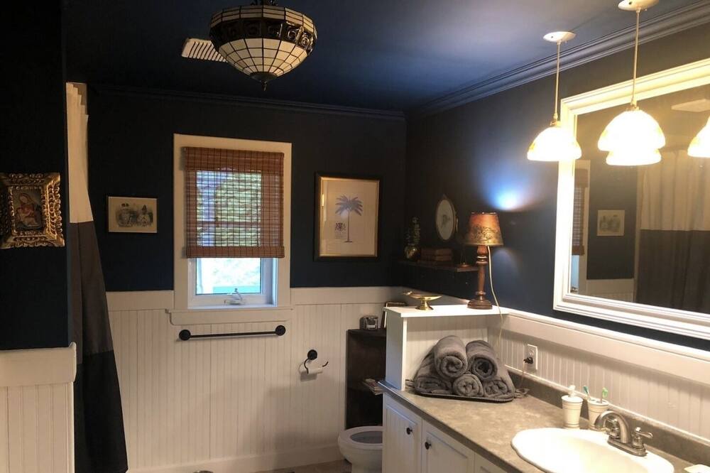 Photo of Bathroom in Potton
