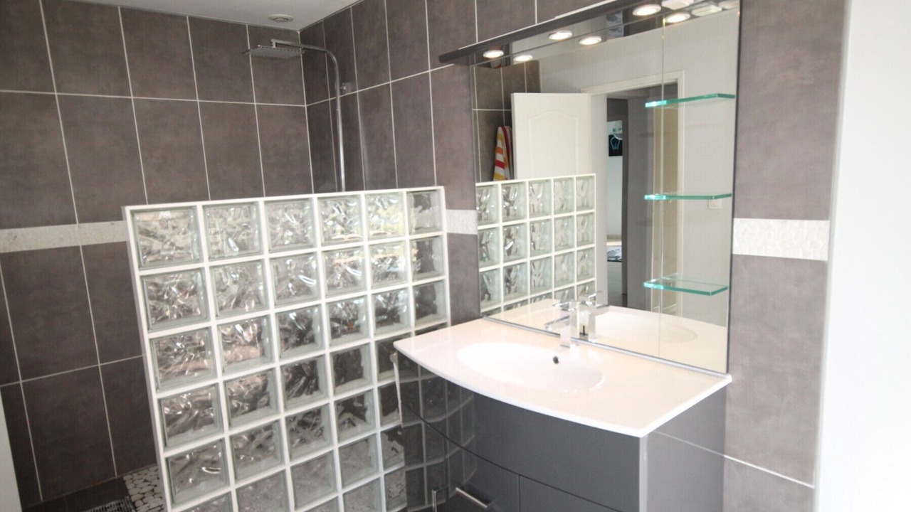 Photo of Others in Nice