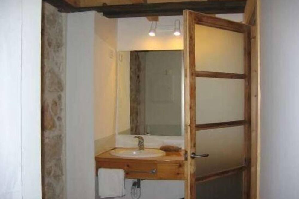 Photo of Bathroom in Siguenza