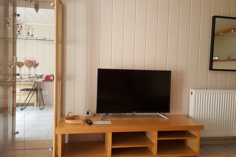 Photo of Bedroom in Saint-Germain-les-Corbeil