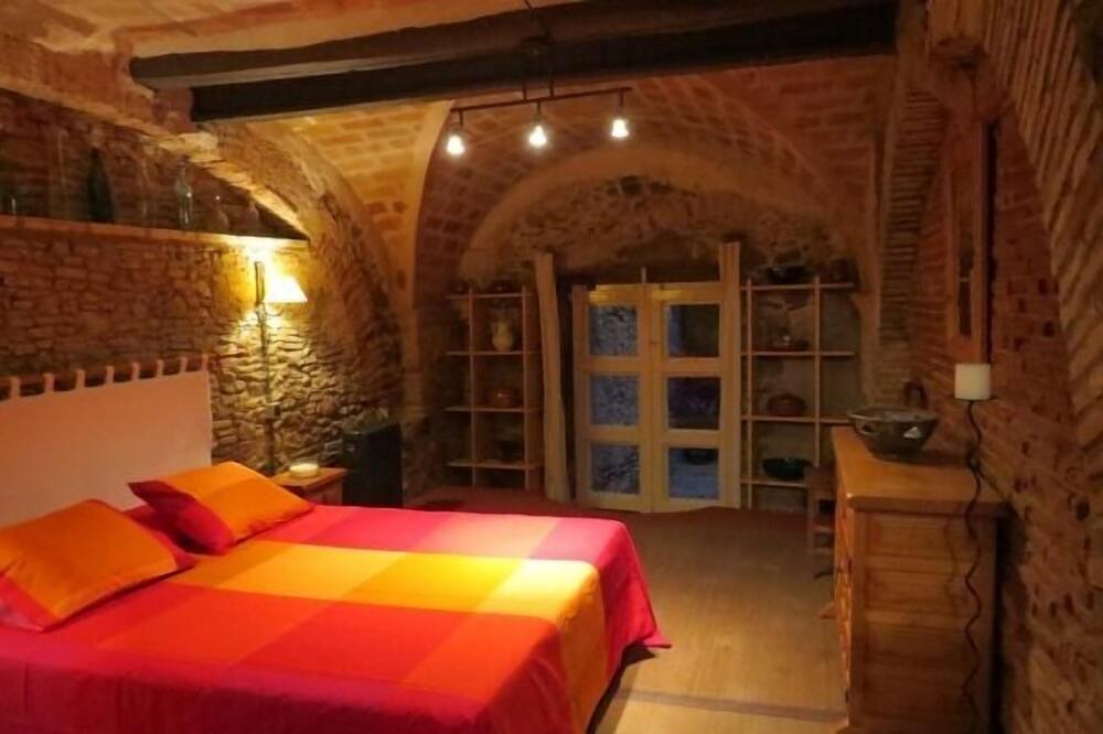 Photo of Bedroom in Castello d'Empuries