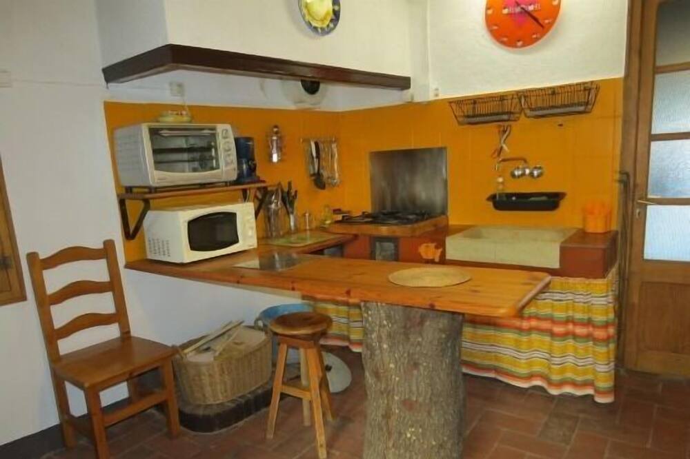 Photo of Kitchen in Castello d'Empuries