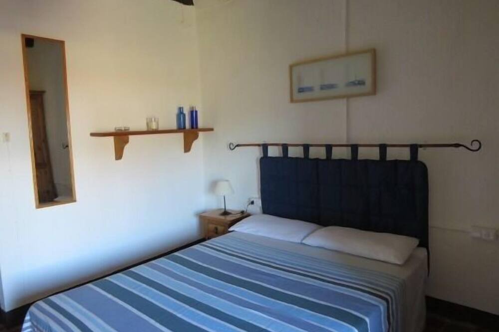 Photo of Bedroom in Castello d'Empuries