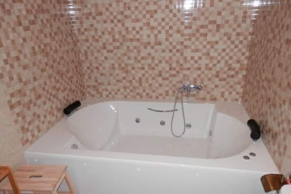Photo of Bathroom in Bernuy-Salinero
