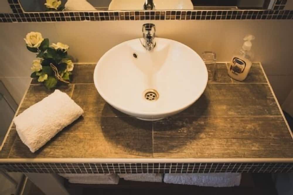 Photo of Bathroom in Villasbuenas de Gata