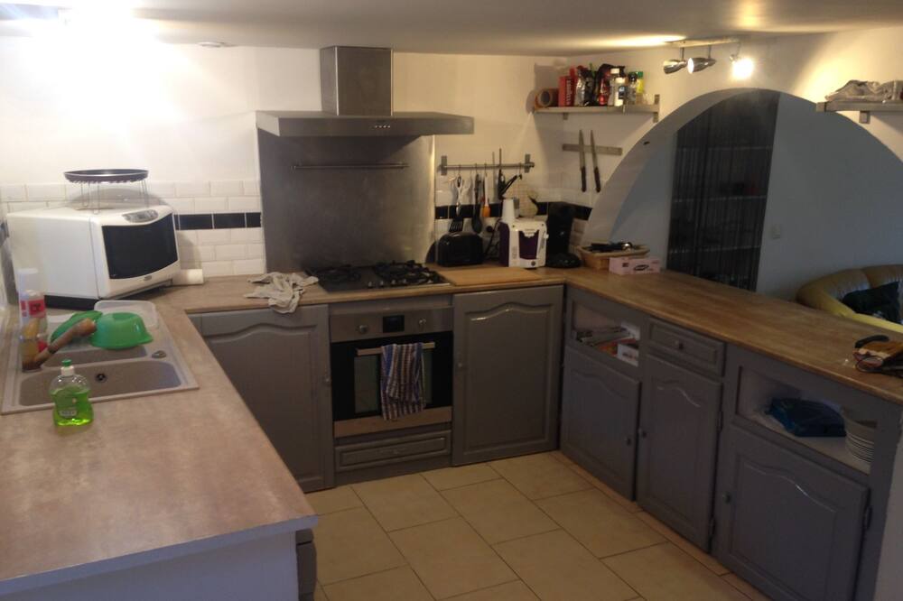 Photo of Kitchen in Moussoulens