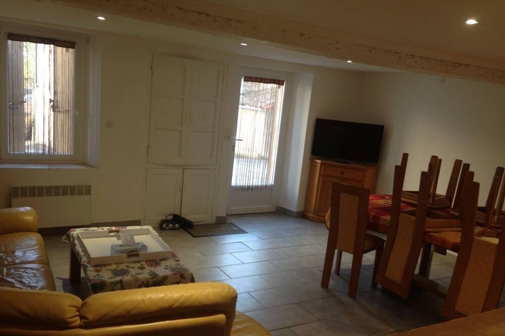 Photo of Livingroom in Moussoulens