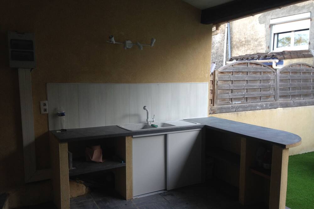 Photo of Kitchen in Moussoulens