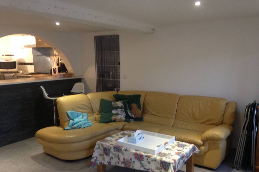 Photo of Livingroom in Moussoulens