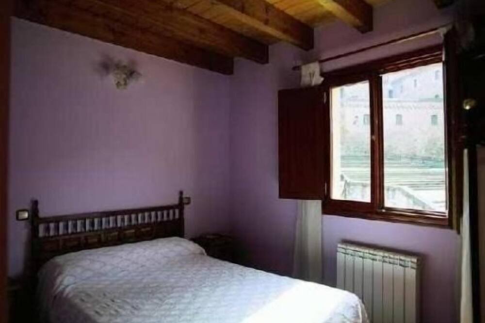 Photo of Bedroom in Ona