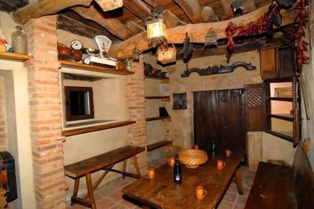Photo of Kitchen in Villasbuenas de Gata