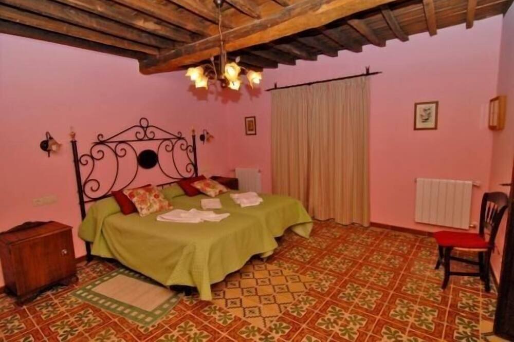 Photo of Bedroom in Villasbuenas de Gata