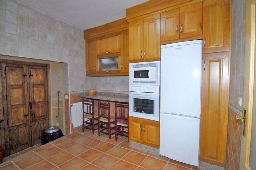Photo of Kitchen in Villasbuenas de Gata