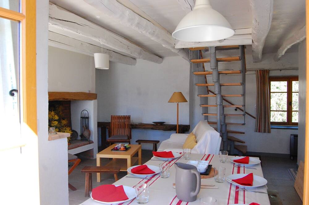 Photo of Livingroom in Uchentein