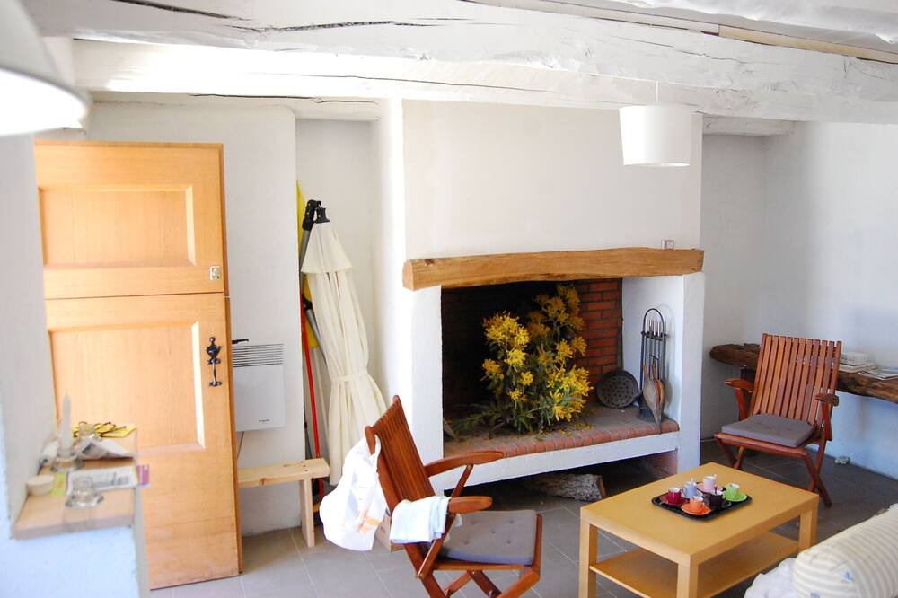 Photo of Livingroom in Uchentein