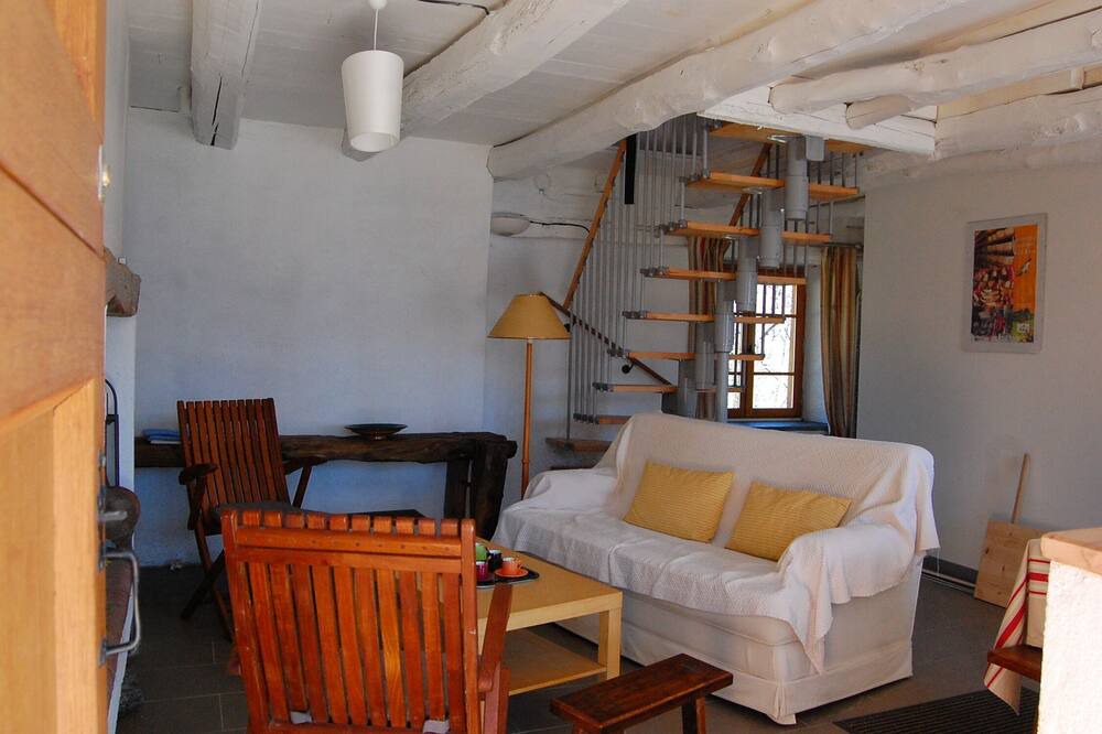 Photo of Livingroom in Uchentein