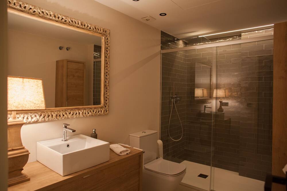 Photo of Bathroom in Torroella de Montgri