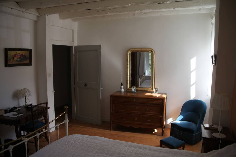 Photo of Bedroom in Vicdessos