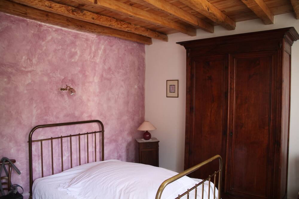 Photo of Bedroom in Vicdessos