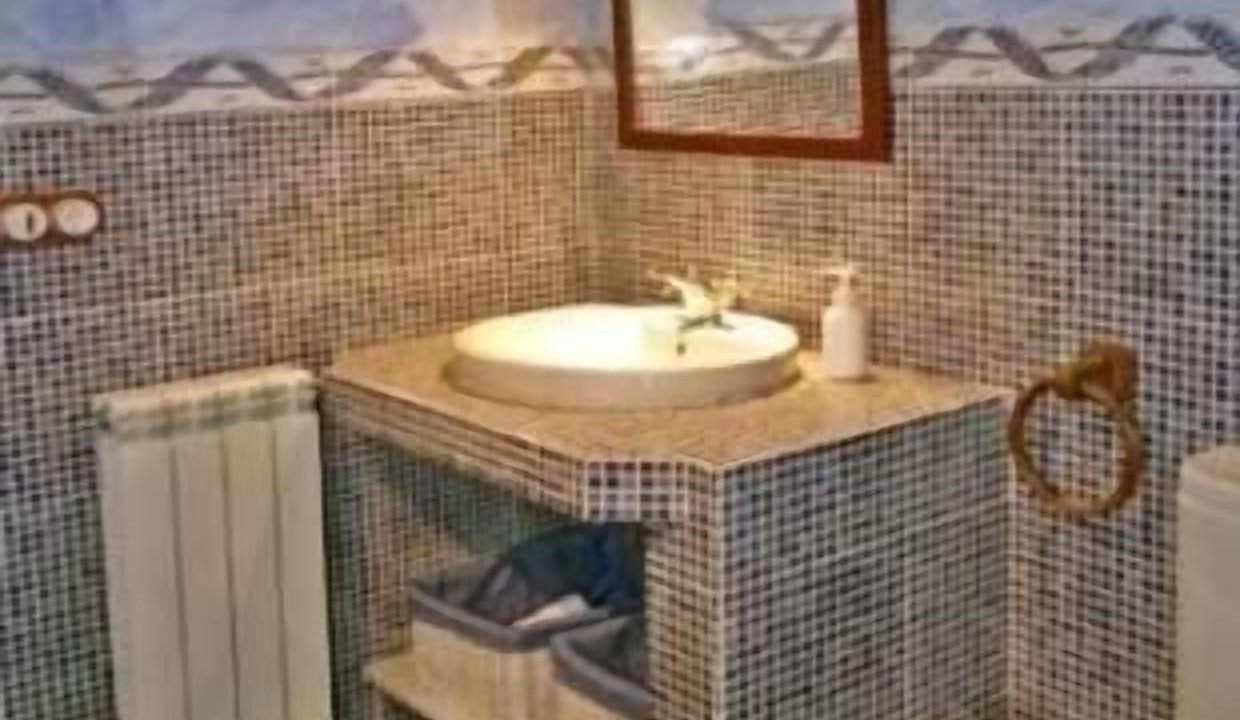 Photo of Bathroom in Salillas