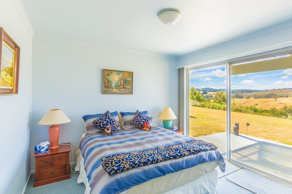 Photo of Bedroom in Hallston