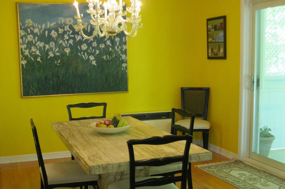 Photo of Kitchen in Ste Petronille