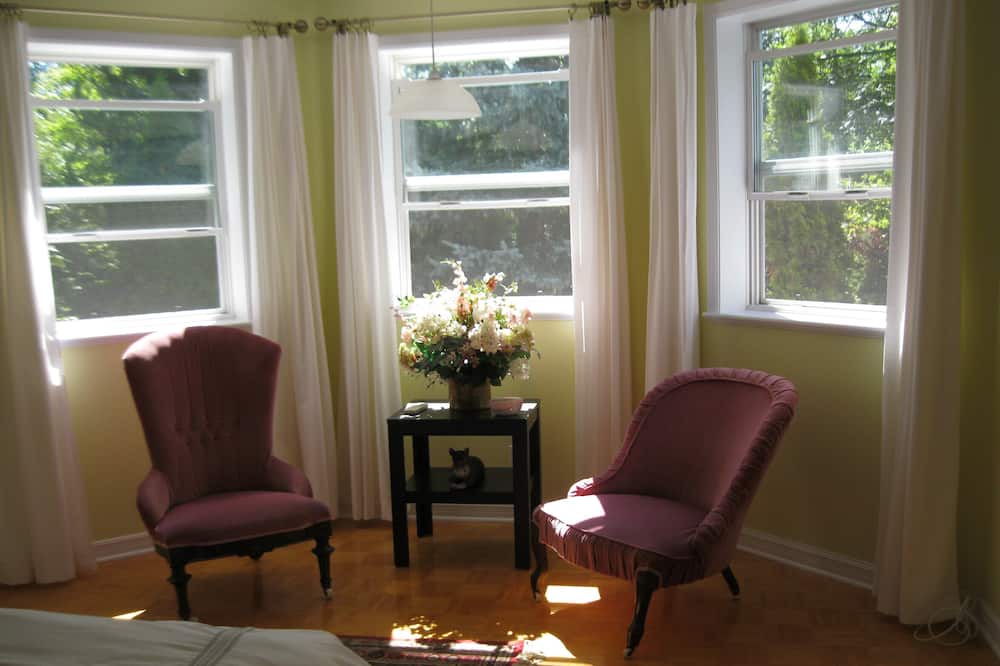 Photo of Bedroom in Ste Petronille