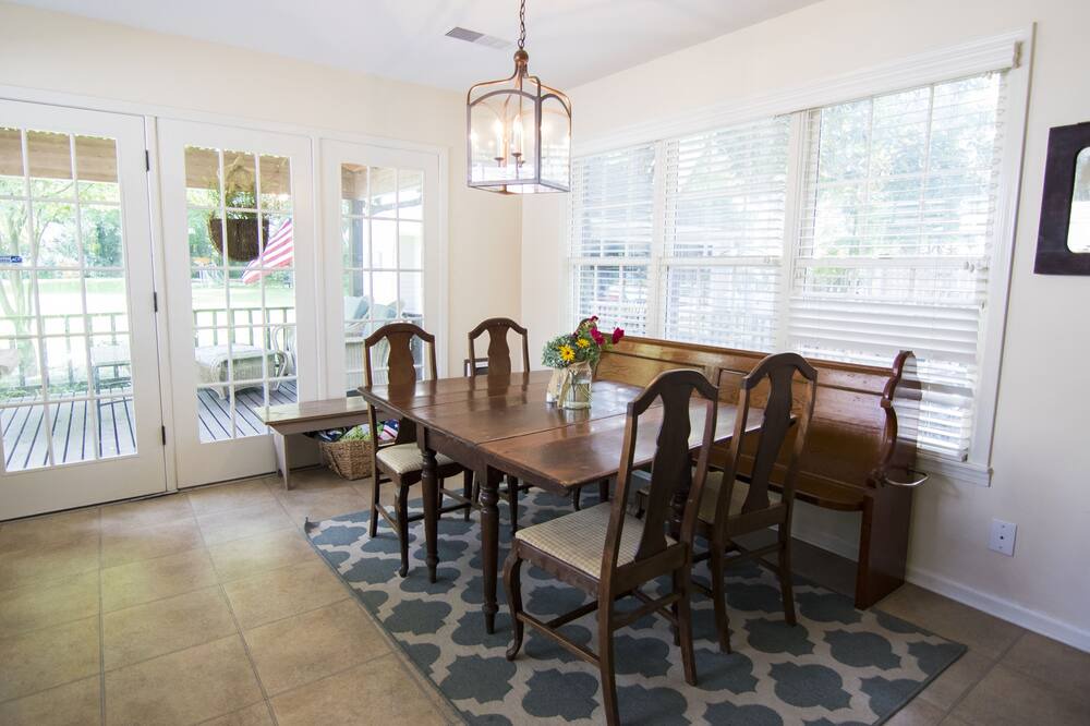 Photo of Kitchen in East Memphis