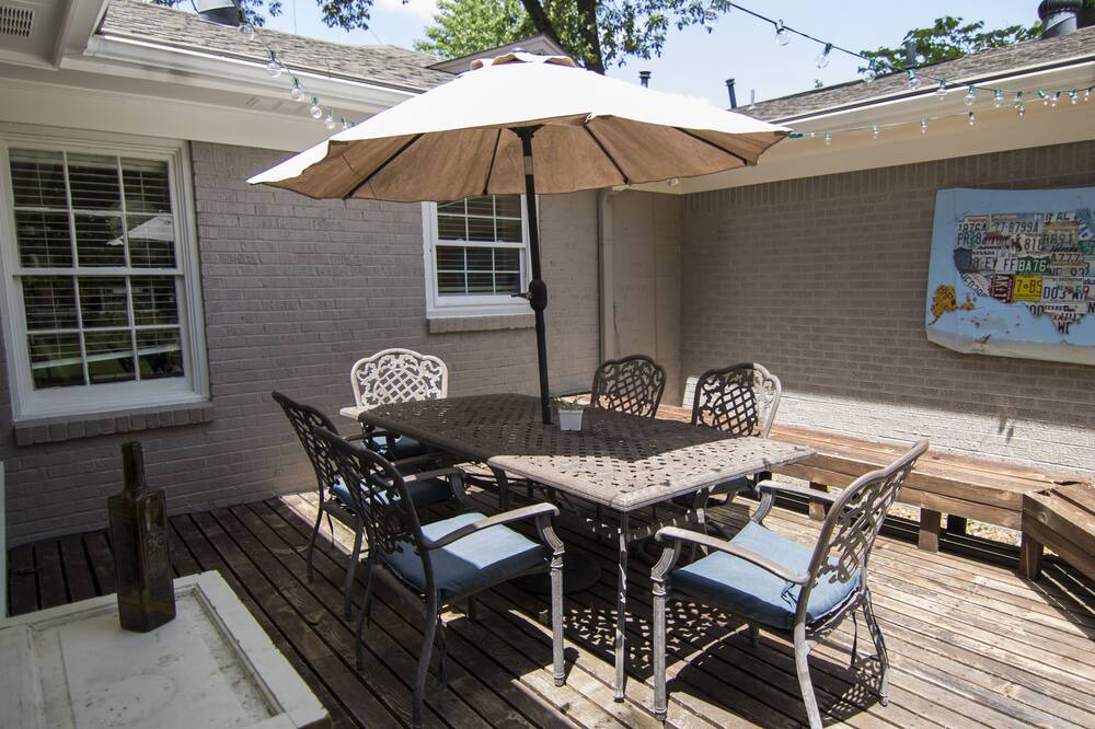 Photo of Patio Balcony in East Memphis